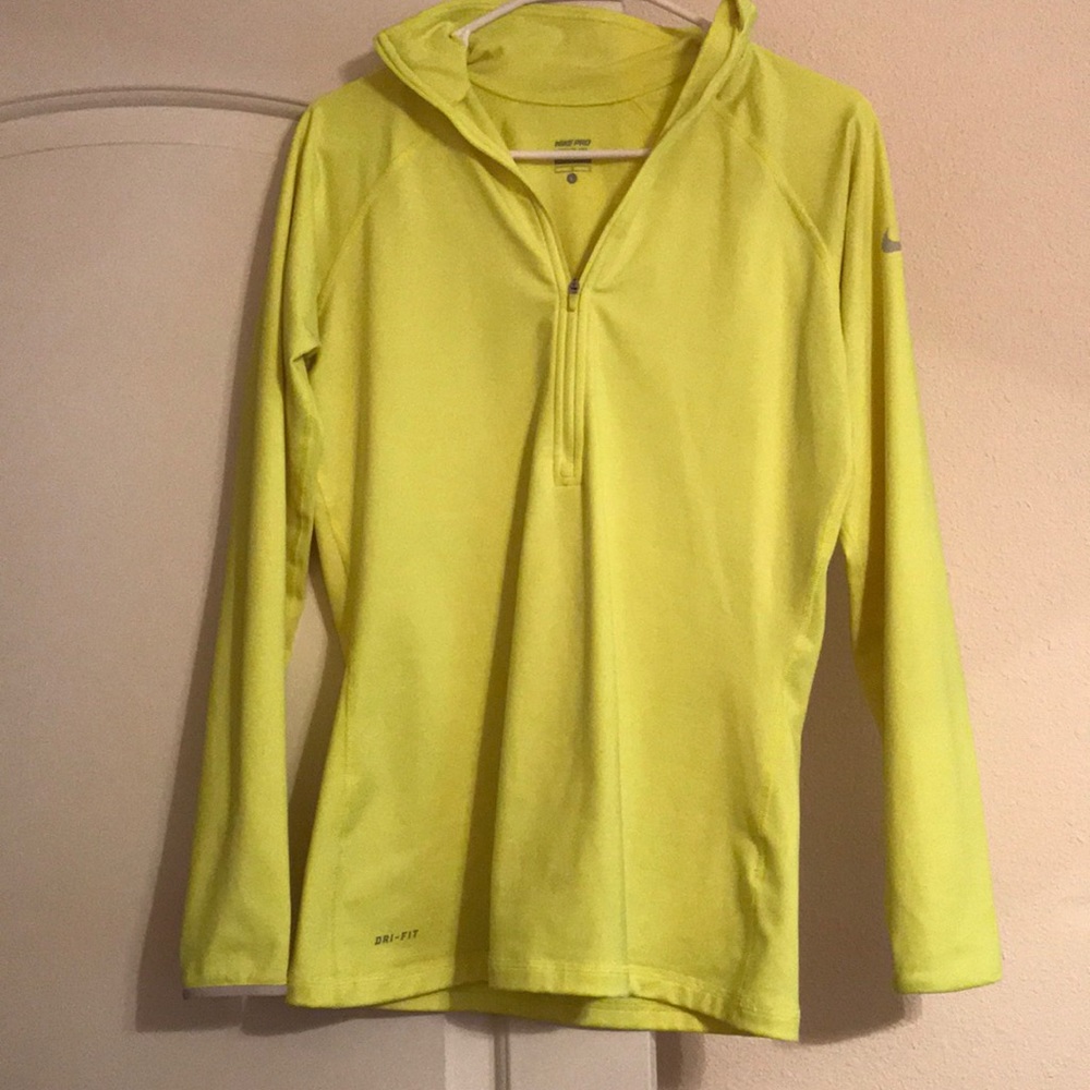 Nike Dri fit pullover